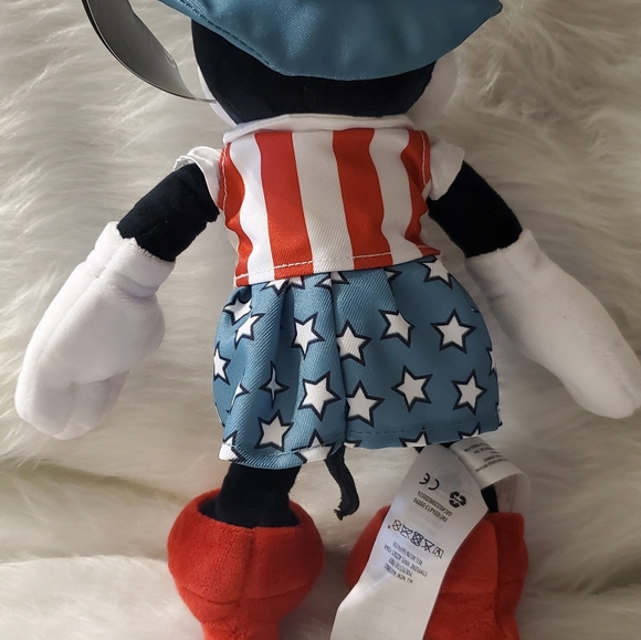 Minnie Mouse Vintage look doll - Picture 6 of 9